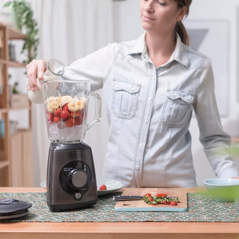 Frullatore BLACK+DECKER BXJB1000E, 1000W - Caraffa in vetro da 1,5 lt. - Colori grigio e nero - Classe di efficienza energetica A.