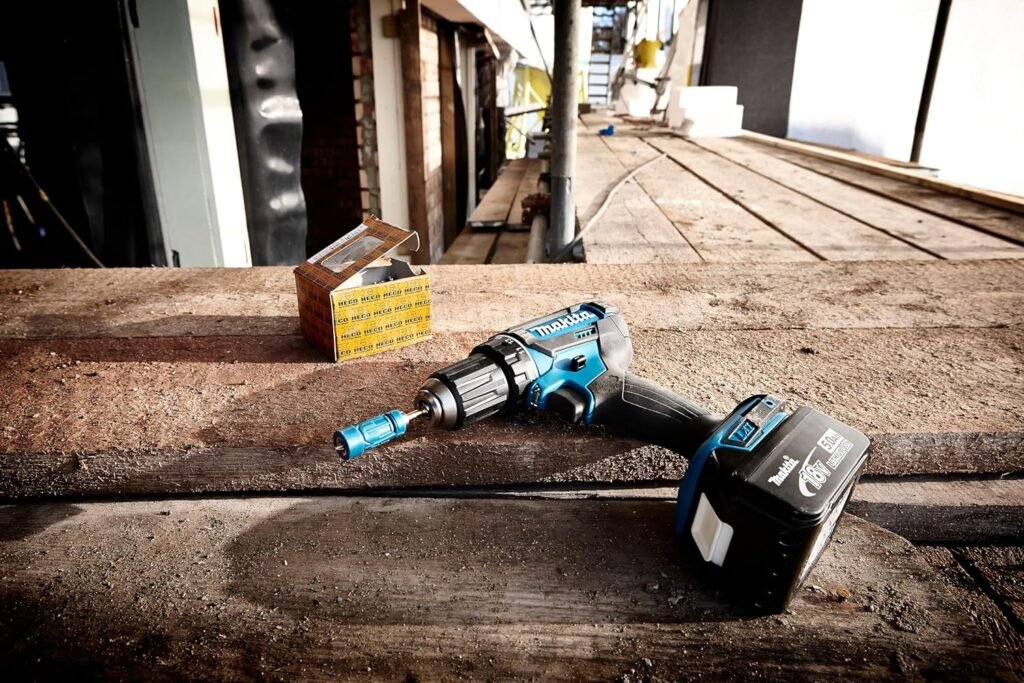 Trapano Makita DDF482RFJ 1900 RPM Nero Blu 1.5 kg [Classe di efficienza energetica A+]