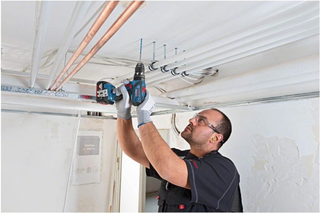 Trapano avvitatore Bosch Professional 06019H4000 con percussione, senza batteria, confezione in cartone, mandrino in metallo integrale, 90 W, 18 V.