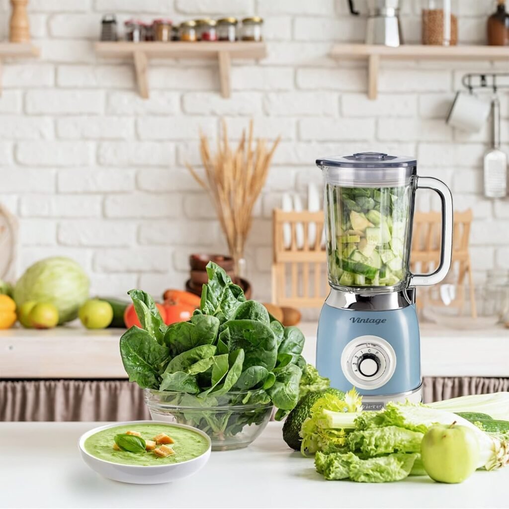 Frullatore Ariete 583 Vintage Celeste con tazza in vetro da 1,5 litri, 4 lame in acciaio inox, 4 velocità + pulse, 1000 watt. Acquista ora il tuo frullatore vintage Ariete 583 su 1.5 Litri azzurro per preparare deliziose bevande e smoothie!