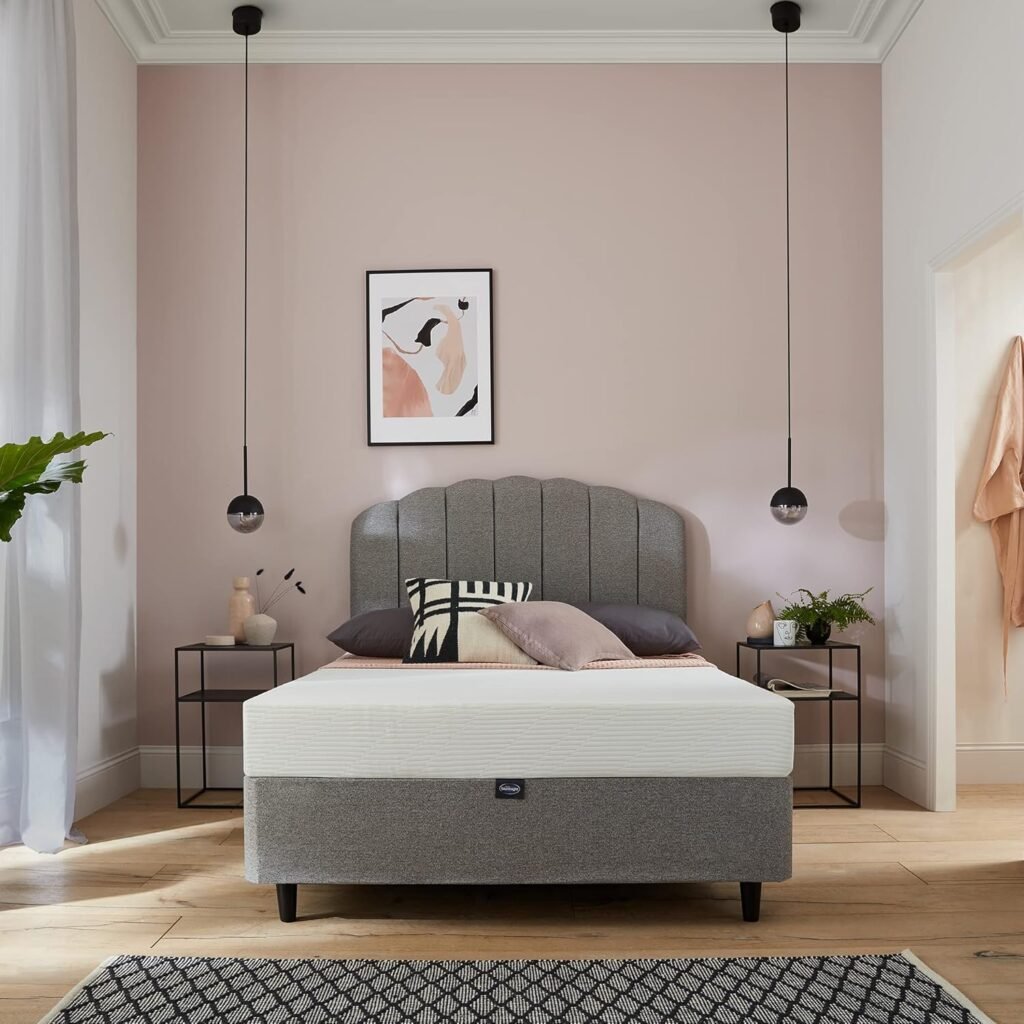 Silentnight - Materasso a 3 Zone in Schiuma Memory, Matrimoniale 150 cm. Acquista ora il tuo materasso matrimoniale Silentnight a 3 zone in schiuma memory per un sonno ristoratore e confortevole. Disponibile in misura 150 cm.