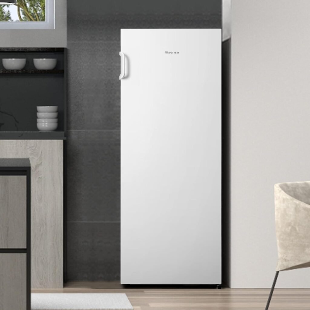 Hisense FV191N4AW2 Freezer Verticale con display LED, Total No frost, 155 L, Inox [Classe di efficienza energetica E] - Acquista ora e risparmia con il nostro congelatore verticale Hisense con display LED e tecnologia Total No Frost. Capacità di 155 L e design elegante in acciaio inox. Efficienza energetica di Classe E.