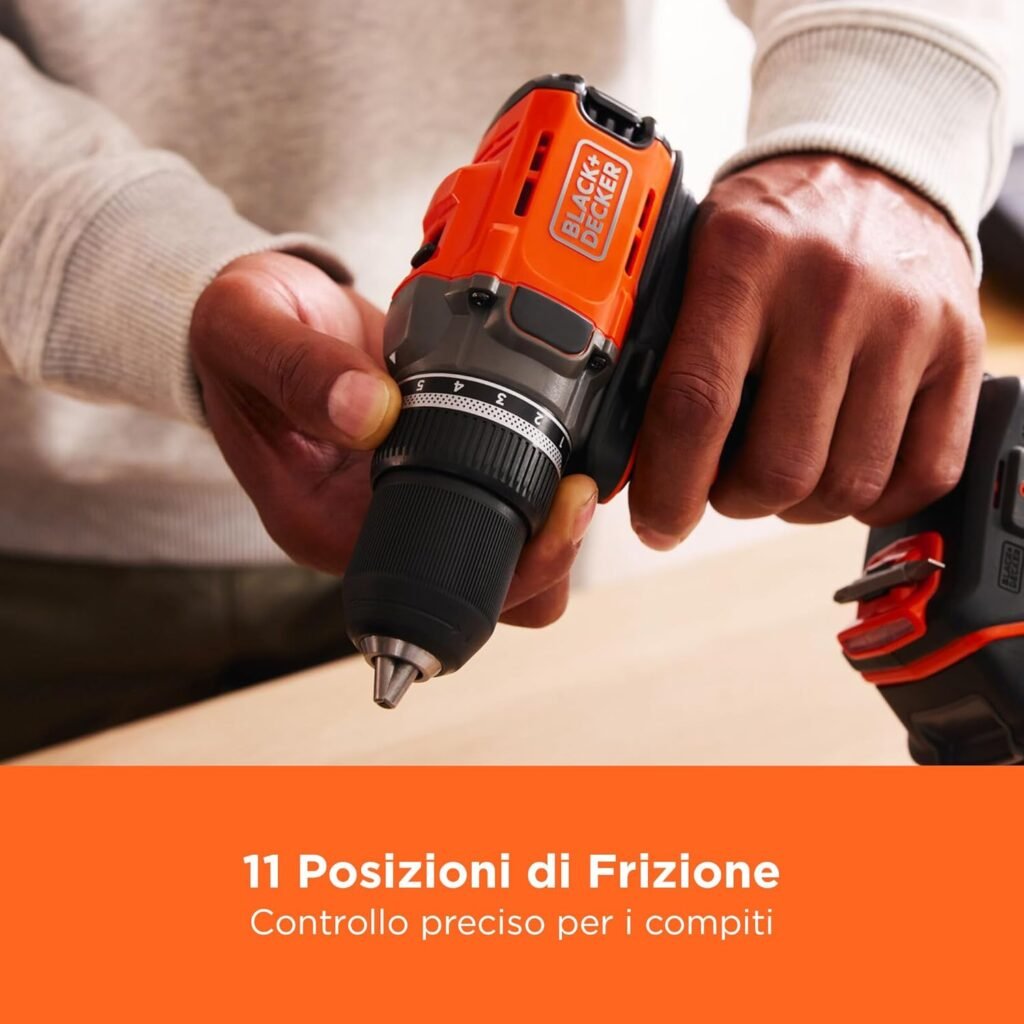 BLACK+DECKER Trapano Avvitatore Senza Fili 18V, Coppia Massima 45Nm, 2 Impostazioni di Velocità, Mandrino Autoserrante e Luce LED, BCD382XN-XJ - Immagine del prodotto per una potente trapano avvitatore senza fili con mandrino autoserrante, luce LED e due impostazioni di velocità. Essenziale per lavori di bricolage e fai da te di alta precisione. Acquista ora su Amazon.it!