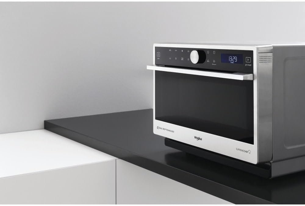 Whirlpool MWSC9133 SX - Forno microonde combinato, 1000 Watt, Nero. Acquista ora il miglior forno a microonde combinato della Whirlpool per una cottura perfetta e veloce. Colore nero e potenza di 1000 Watt. Un must-have in ogni cucina moderna.