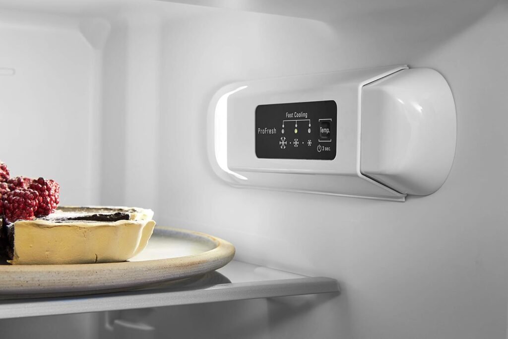 Frigorifero integrato in acciaio inox Bauknecht KGIE 2164 A++ Bianco 80L + 154L A++ con congelatore