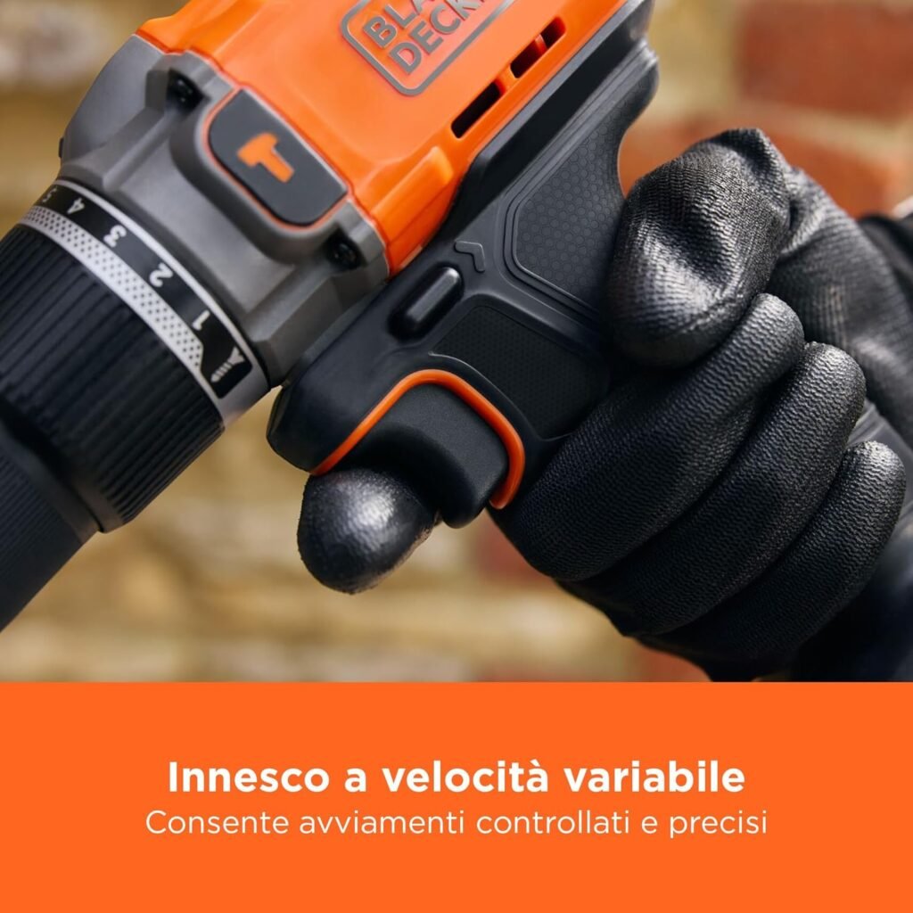 BLACK+DECKER BCD383XN-XJ Trapano a percussione a batteria 18V, coppia 45Nm, 2 marce, luce LED, mandrino senza chiave - Senza batteria o caricatore.